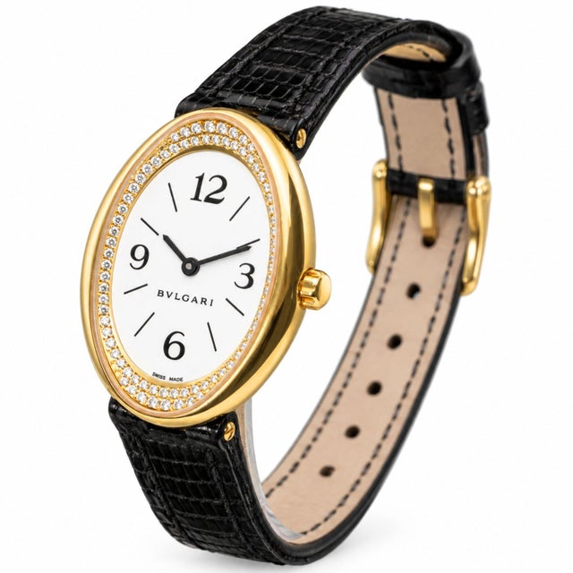 Contemporary Bvlgari Ovale Ov32g Factory Diamond Bezel 18k Yellow Gold Watch Circa 1990s For Sale - Image 3 of 14