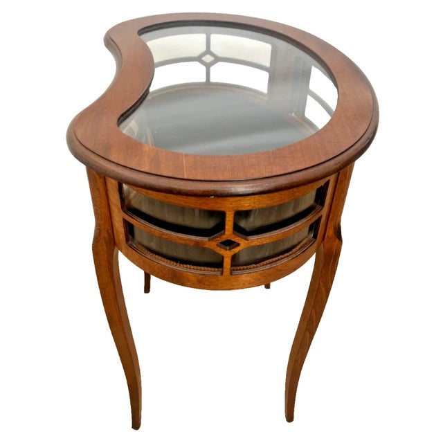 Wood Mid-20th Century Italian Walnut Kidney-Shaped Display Vitrine Table Cabinet For Sale - Image 7 of 11