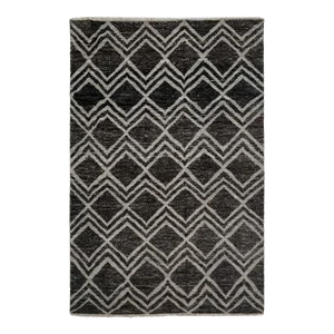 Hand Knotted Borderless Navajo Style Rug. 06'02" X 09'02"