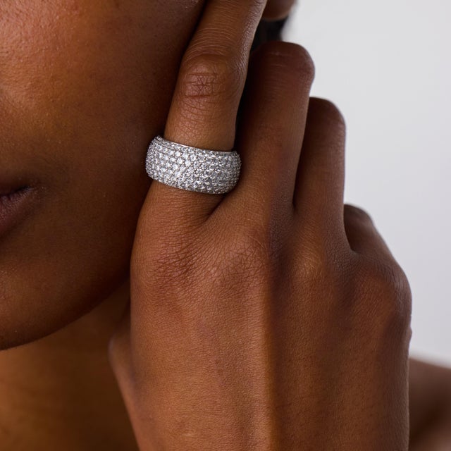 2020s Contemporary 2.50 Carat Diamond 18k White Gold Pave Band, Size 6.75 For Sale - Image 5 of 6
