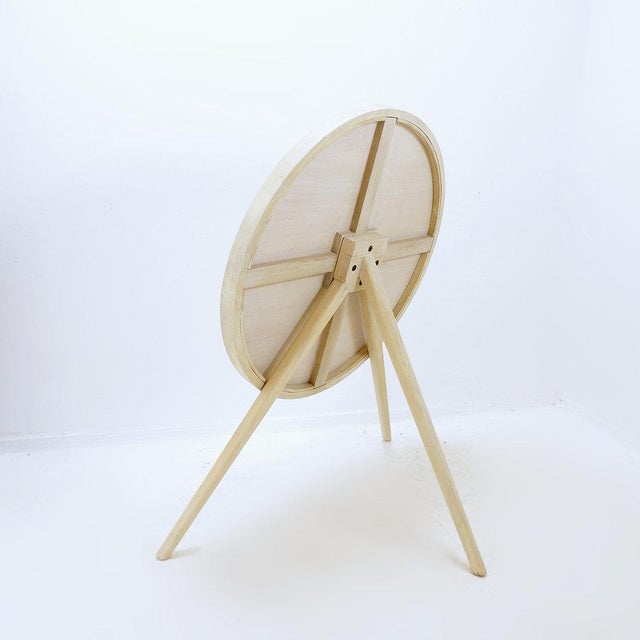 Floor tripod mirror - Full length mirror Measures : Mirror Ø 85cm 97x66cm H:114cm Materials : Glass Mirror - white-washed...