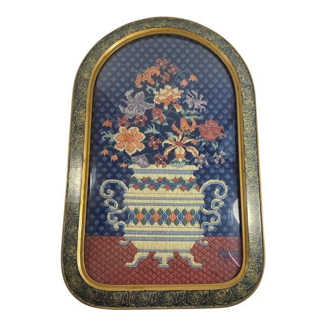 Vintage 1978 Handmade Crewel Embroidery Floral Bubble Glass Framed Wall For Sale