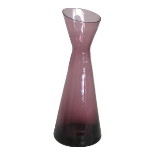 Morgantown Glass Lead Crystal Slant Vase Amethyst Burgundy Mid Century Mod 4741b For Sale
