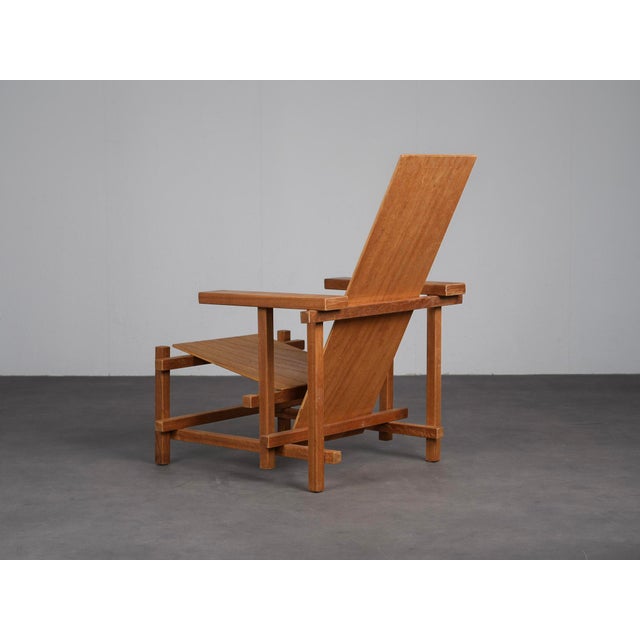1980s Modernist Lounge Chair in the style of Gerrit Rietveld, Netherlands, 1980s For Sale - Image 5 of 11