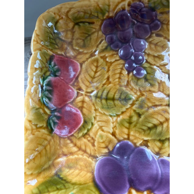 1930s 1930s Sarreguemines Majolica Barbotine Serving Bowl, France For Sale - Image 5 of 9