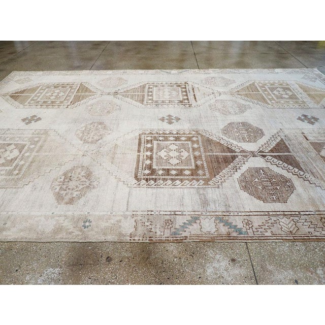 Galerie Shabab Collection Mid-20th Century Turkish Anatolian Room Size Carpet For Sale - Image 4 of 8