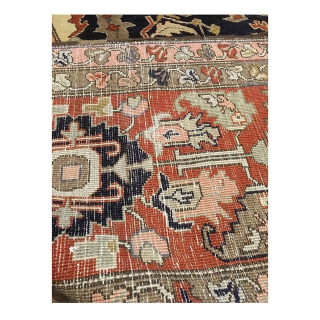 Ivory Vintage Persian Serapi Wool 14x18 Ivory, Blue & Rust Handmade Area Rug #9900491 For Sale - Image 8 of 8