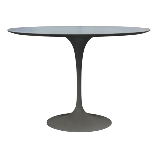 Vintage Tulip Dining Table by Eero Saarinen for Knoll, Italy, 1960s For Sale