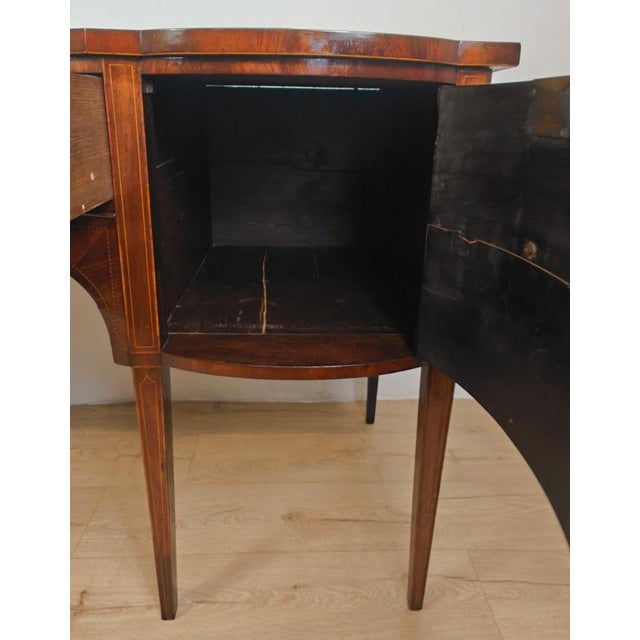 Antique English Georgian Sideboard in Mahogany, 1830 For Sale - Image 10 of 18
