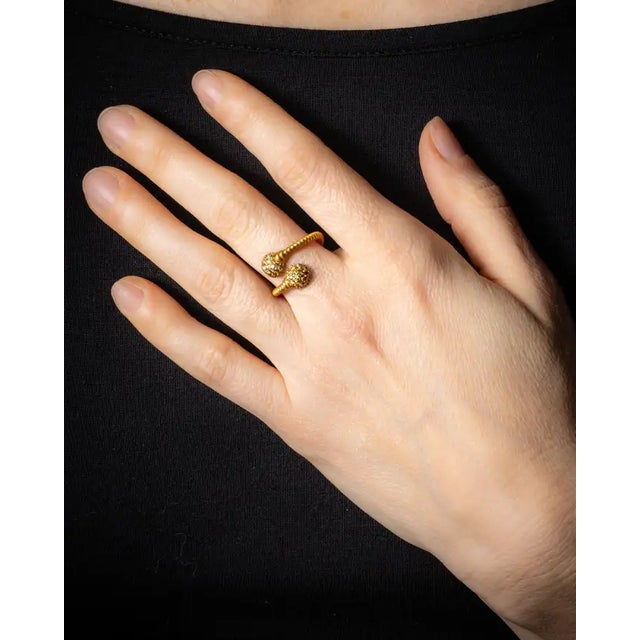 1990s 18k Gold and Champagne Diamond Wrap Ring For Sale - Image 5 of 5