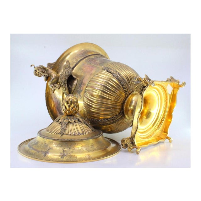Metal Gilded Silver Urn with Fluted Lid, Engraved Vetelatistic Motifs, Angels and Pearl Frieze For Sale - Image 7 of 9