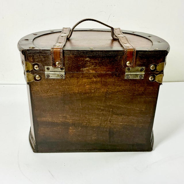 1980s Vintage Americana Boho Chic Wood and Faux Leather Strap Storage Box, After Ralph Lauren For Sale - Image 10 of 14