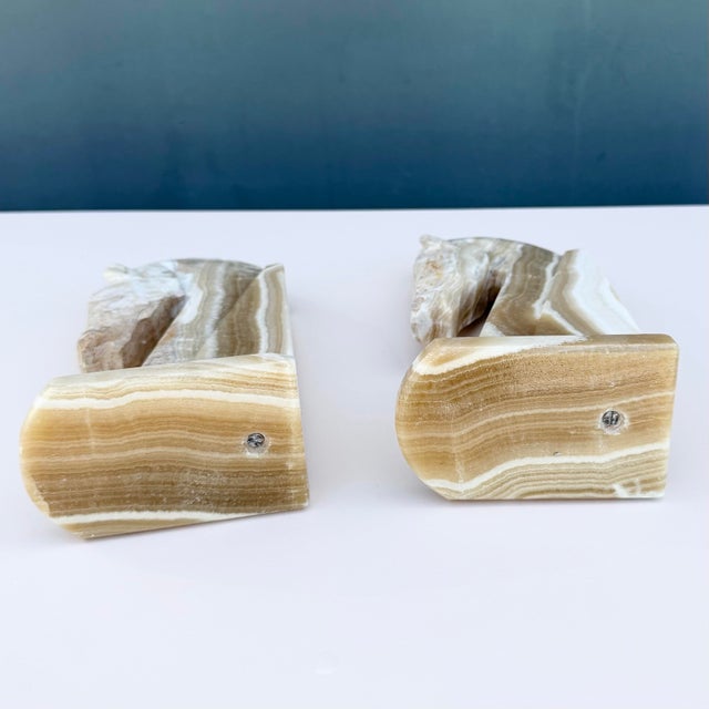 Mid-Century Modern Hand-Carved Banded Onyx Marble Horse Head Bookends For Sale In West Palm - Image 6 of 6