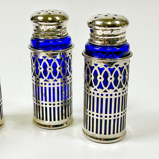 Silver 1940s Vintage Art Deco Hollywood Regency Cobalt & Silverplate Salt & Pepper Shakers - Set of 4 For Sale - Image 8 of 14