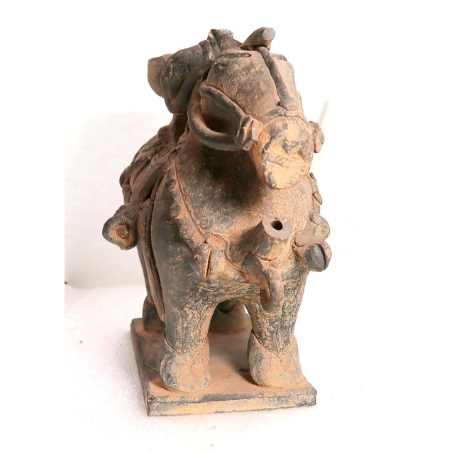 Brown Pair of Korean Funerary Pottery Vessels, C. Early 20th Century, Possibly Older. For Sale - Image 8 of 18