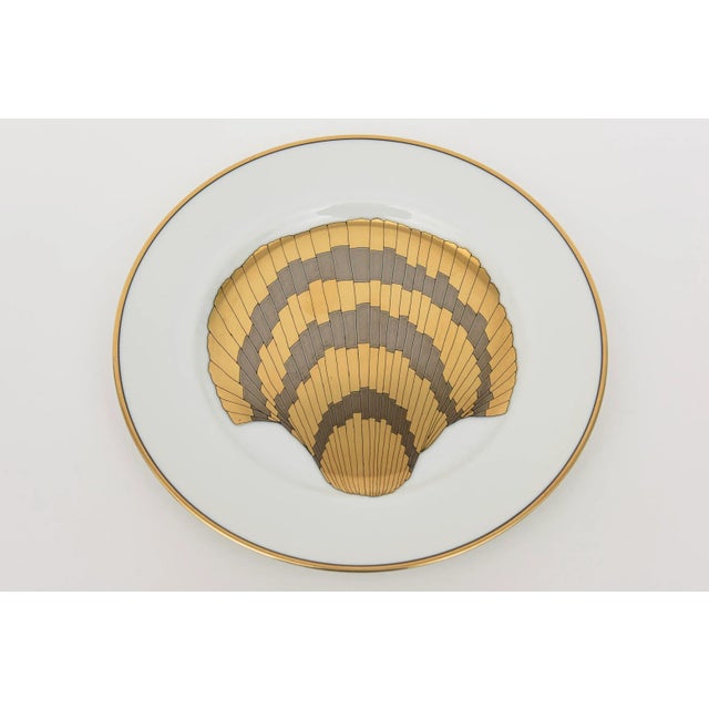 Ceramic Vintage Fitz and Floyd Porcelain Gold Gilded Shell and Fish Desert or Appetizer Plates Set of 4 For Sale - Image 7 of 12