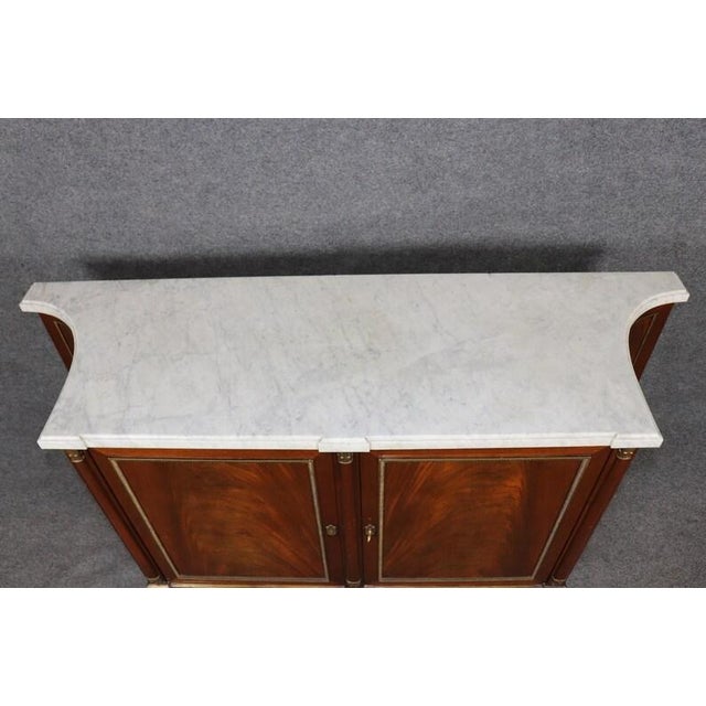 French Early 20th Century Maison Jansen French Louis XVI Style Marble Top Commode – Bronze Ormolu & Mahogany Buffet For Sale - Image 3 of 9