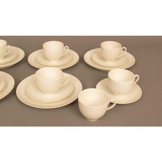 1960s Mid-Century Modern Wheat Grain 24 Piece Coffee Set Royal Copenhagen Denmark Thorkild Olsen For Sale In Tampa - Image 6 of 13