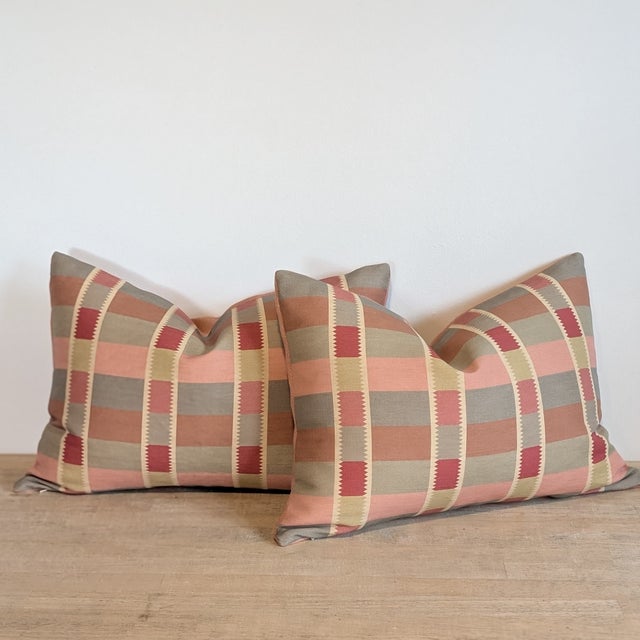 Bennison Toothcheck Pink Lumbar Pillows - Pair For Sale - Image 4 of 5