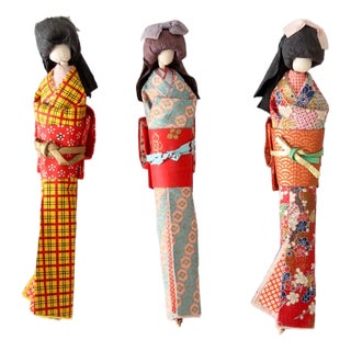 Mid-Century Japanese Folk Art Kimono Dolls Set of 3 For Sale