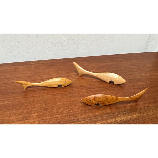 Mid-Century Wooden Fish Bottle Openers, 1960s, Set of 3 For Sale - Image 16 of 17