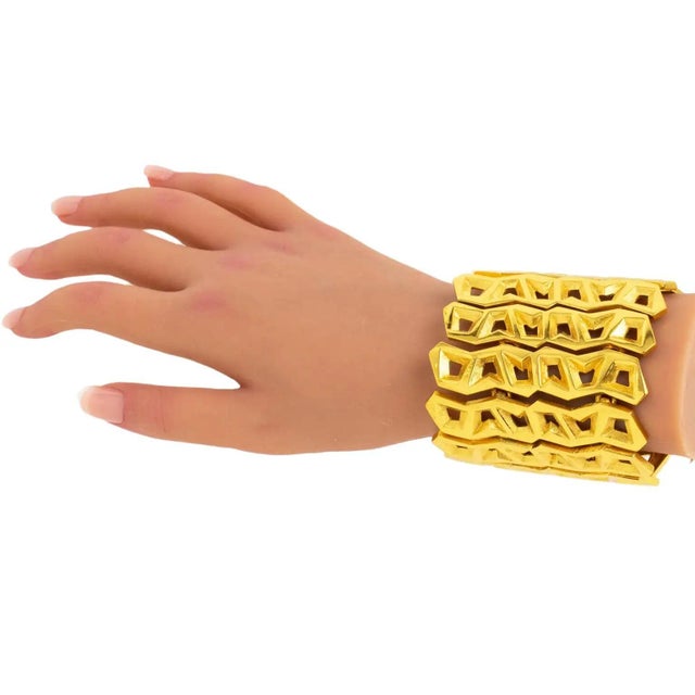 Claude Montana designed this fabulous modernist geometric link bangle bracelet for Marie Paris. The important, futuristic,...