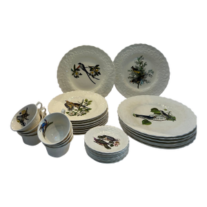 Vintage Alfred Meakin Audubon Birds of America Dinnerware Service for Eight — 32 Pieces