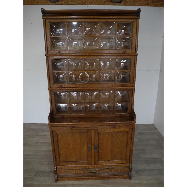 Art Nouveau Display Cabinet, 1890s For Sale - Image 3 of 18