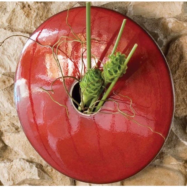 Early 21st Century Global Views Round Red Ceramic Disc Sharp Wall Vase For Sale - Image 5 of 6