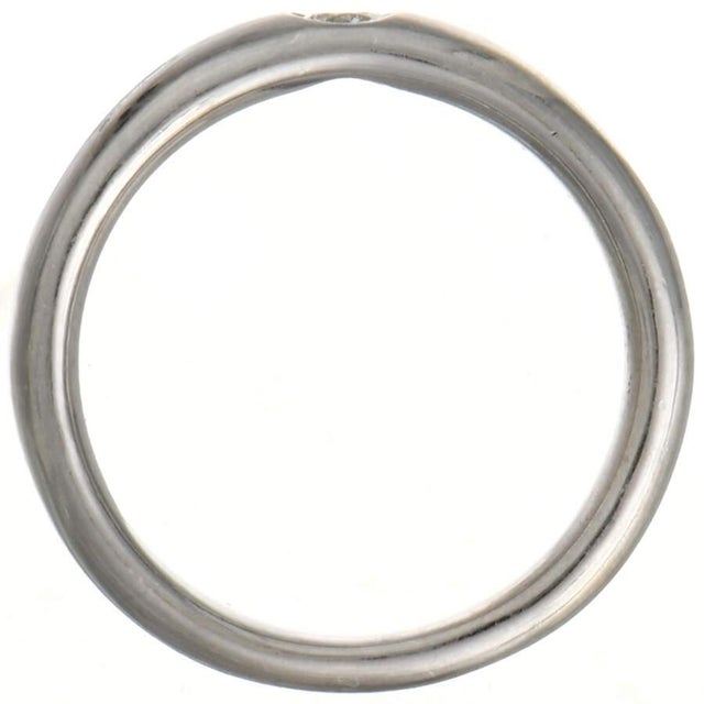 Platinum Diamond(0.10) 5mm Band Ring, size 6.5 For Sale - Image 4 of 4