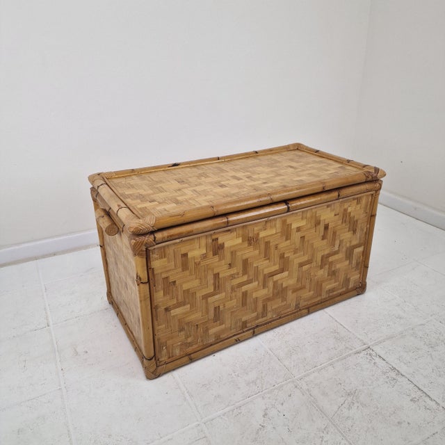 This exceptional vintage blanket chest or storage trunk is a beautiful example of organic modern design, originating from...