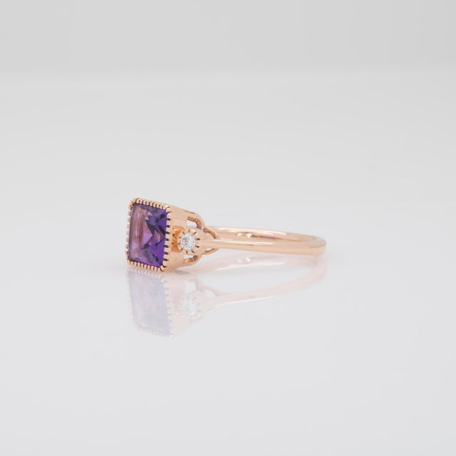 2020s 2.4Ct Amethyst Ring With Earth Mined Diamonds Accents: Solid 14k Gold, Size 6.75 For Sale - Image 5 of 7