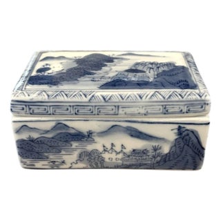 Vintage Blue & White Asian Chinoiserie Scenic Lidded Ceramic Box For Sale