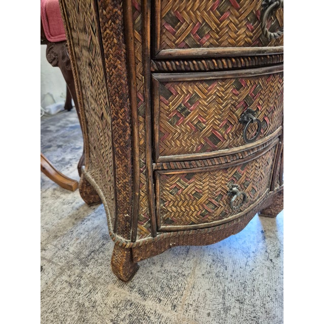 1970s Vintage Wicker and Rattan Bombay Chest For Sale - Image 5 of 7