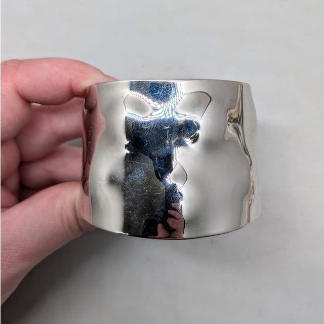Vintage 1970s Signed Napier Rhodium Plated Wavy Wide Cuff Bracelet For Sale In Philadelphia - Image 6 of 12
