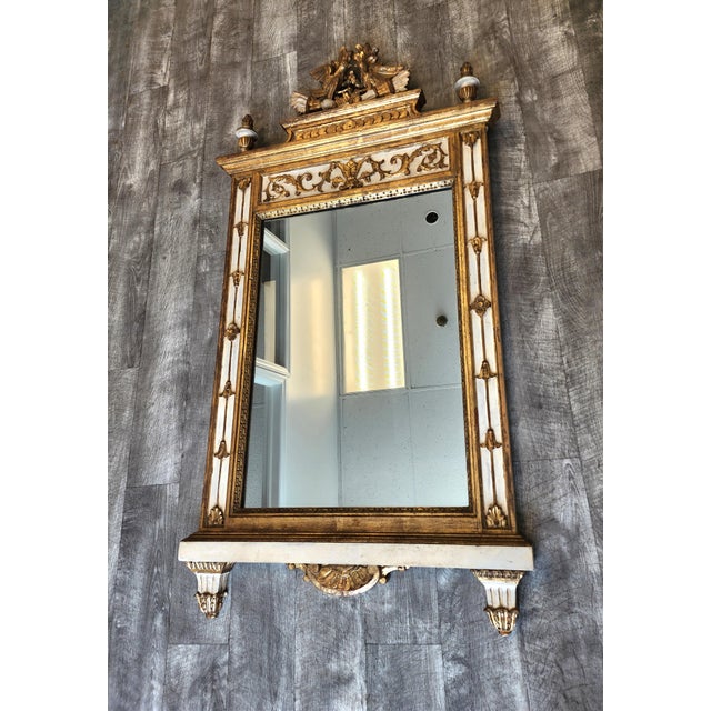 Labarge Vintage Neoclassical Louis XVI Style Giltwood & Painted Mirror by LaBarge For Sale - Image 4 of 16