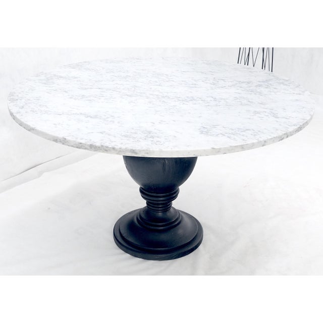 1970s Large White Grey 54" Round Marble Top Heavy Turned Onion Base Dining Table For Sale - Image 5 of 9