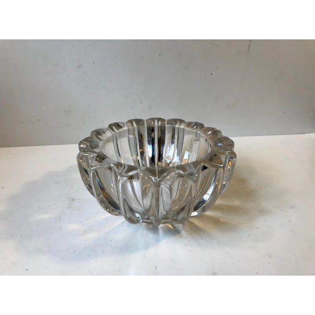 French Art Deco Glass Dish by Pierre D’avesn for Pierre D’avesn, 1940s For Sale - Image 9 of 9