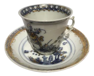 Mid-18th Century Porcelain Cup with Dish from Meissen, Set of 2