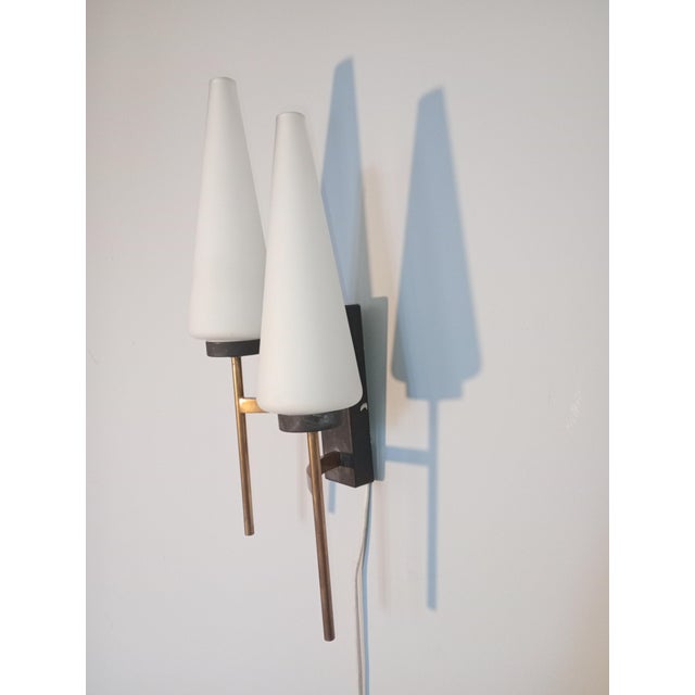 Vintage French Brass and Opaline Wall Light, 1950s For Sale - Image 4 of 6