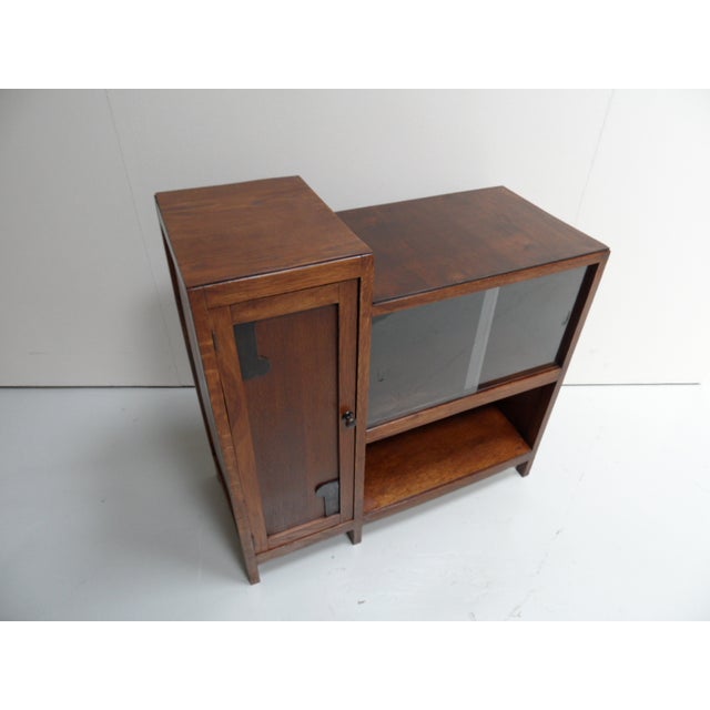 Brown Art Deco Oak Display Cabinet, 1920s For Sale - Image 8 of 11