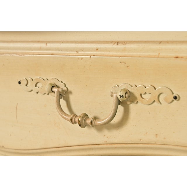 Cream Ethan Allen French Country Cream Lacquered Maple Top Console Table For Sale - Image 8 of 16