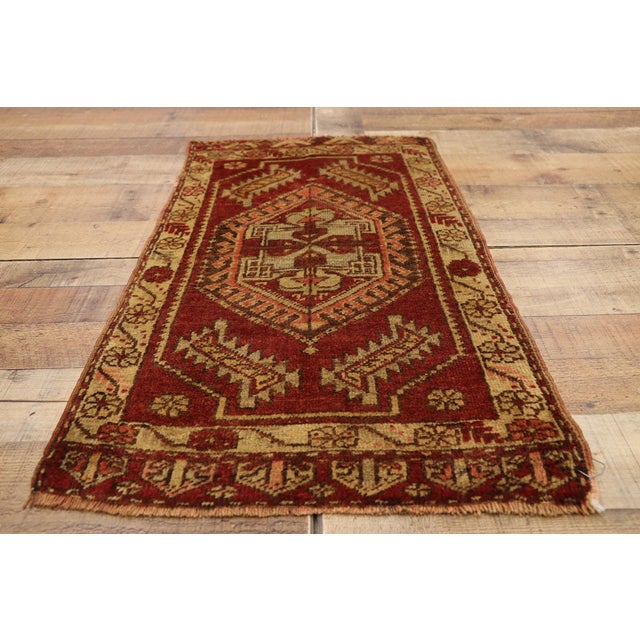 Textile Vintage Turkish Yastik Rug - 01'06 X 02'10 For Sale - Image 7 of 8
