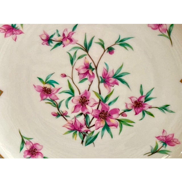 RARE Lenox decorative plate featuring the hand‑painted floral motif from the discontinued “Peachtree” pattern, paired with...