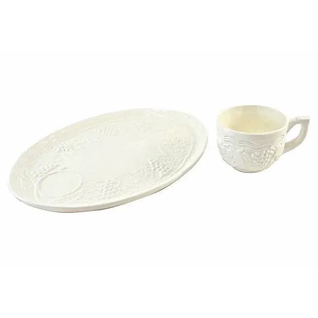 Farmhouse Antique White Grape Tray With Cup - Set of 4 For Sale - Image 3 of 5
