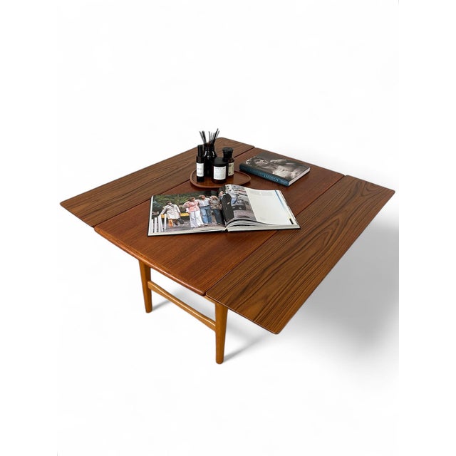 Mid-Century Modern Scandinavian Raisable and Expandable Coffee Table in Teak from AB Emmaboda Möbelfabrik, 1960s For Sale - Image 3 of 16