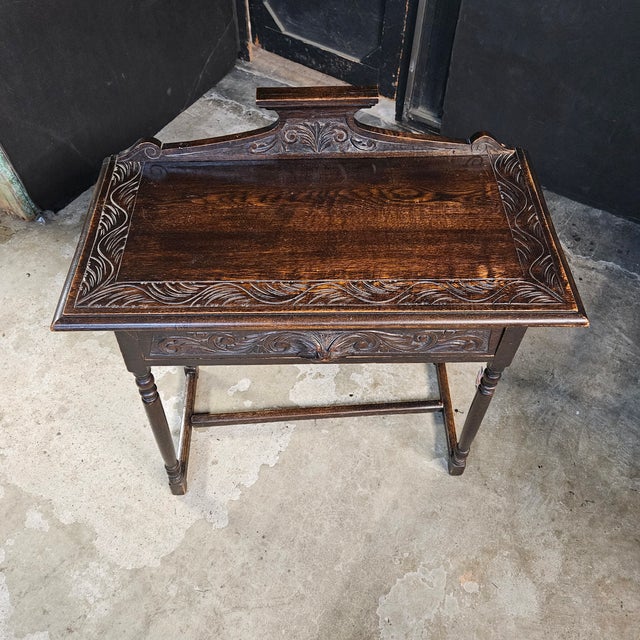 Late 19th Century English Oak Carved Table With Turned Legs and Stretcher Base For Sale - Image 4 of 14