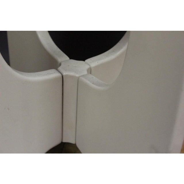 Pedestal Table in White Lacquered Wood and Marble, 1970s For Sale - Image 9 of 14