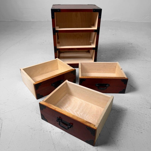 1980s Vintage Japanese Mini-Tansu Cabinet with Three Drawers, 1980s For Sale - Image 5 of 9