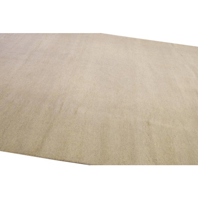 2020s Modern Moroccan Style Handmade Solid Beige Wool Rug For Sale - Image 5 of 10
